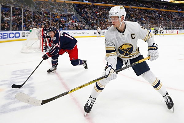 《月圆之夜》x《霓虹深渊：无限》联动：镜中世界与霓虹深渊相逢